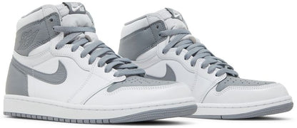 Air Jordan 1 Retro High OG 'Stealth